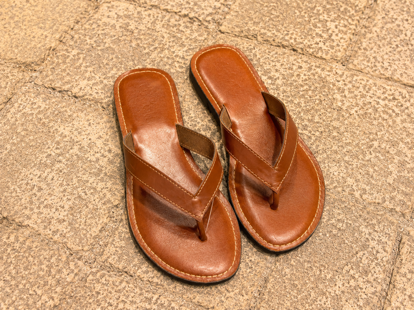Tongs  en cuir  marron