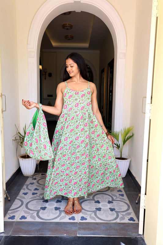 Robe longue à bretelles — imprimé fleuri Vert menthe et rose