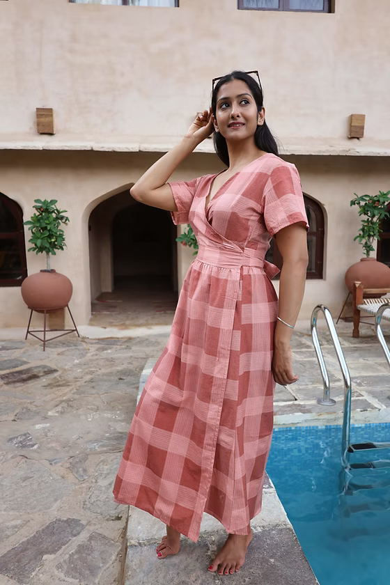 Robe cache-cœur Marjolaine – coton léger – coupe fluide